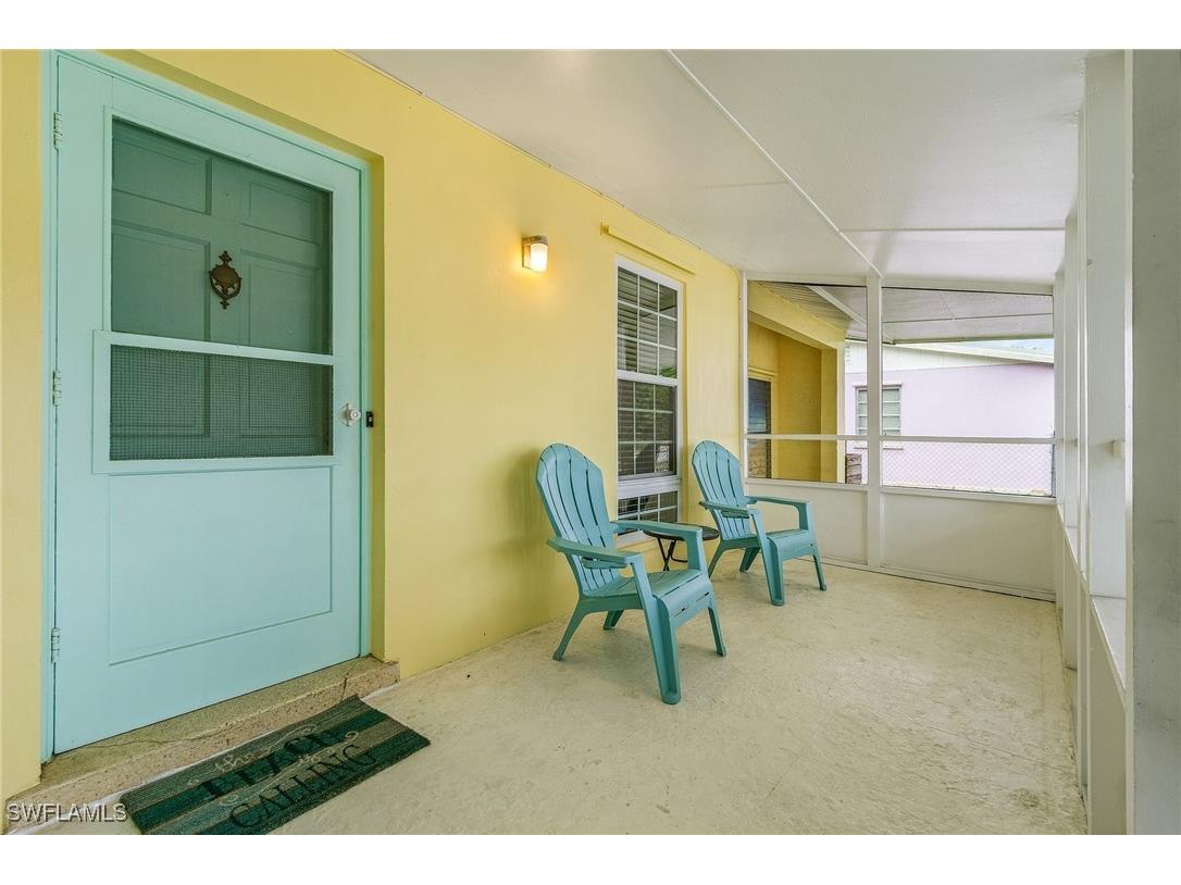 1281 10th Street N Naples FL 34102 225063854 image6