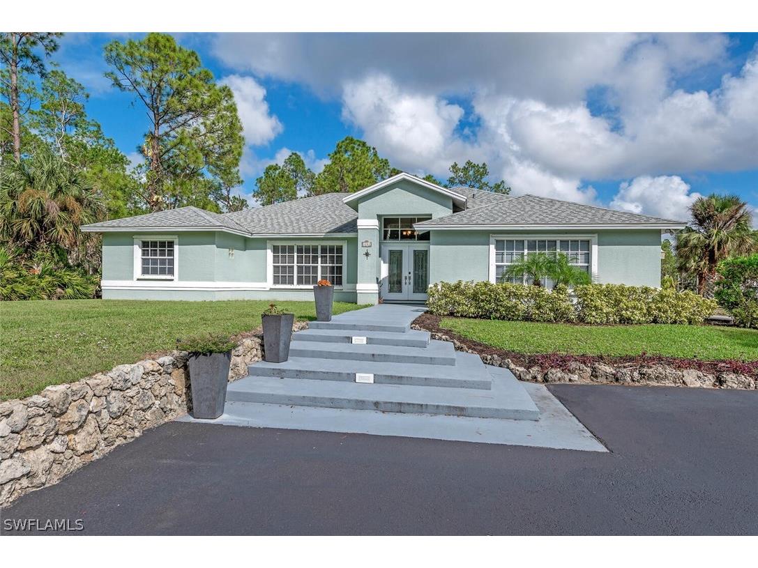 1281 20th Avenue NE Naples FL 34120 222078632 image1