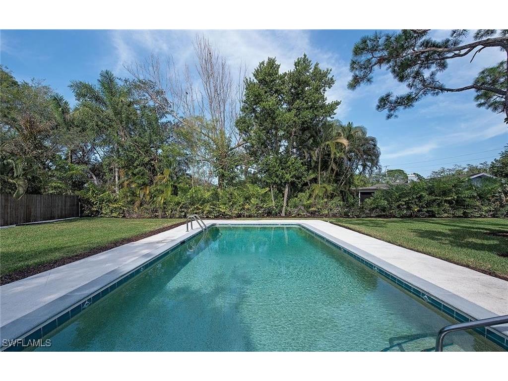 1281 Diana Avenue Naples FL 34103 225073217 image2