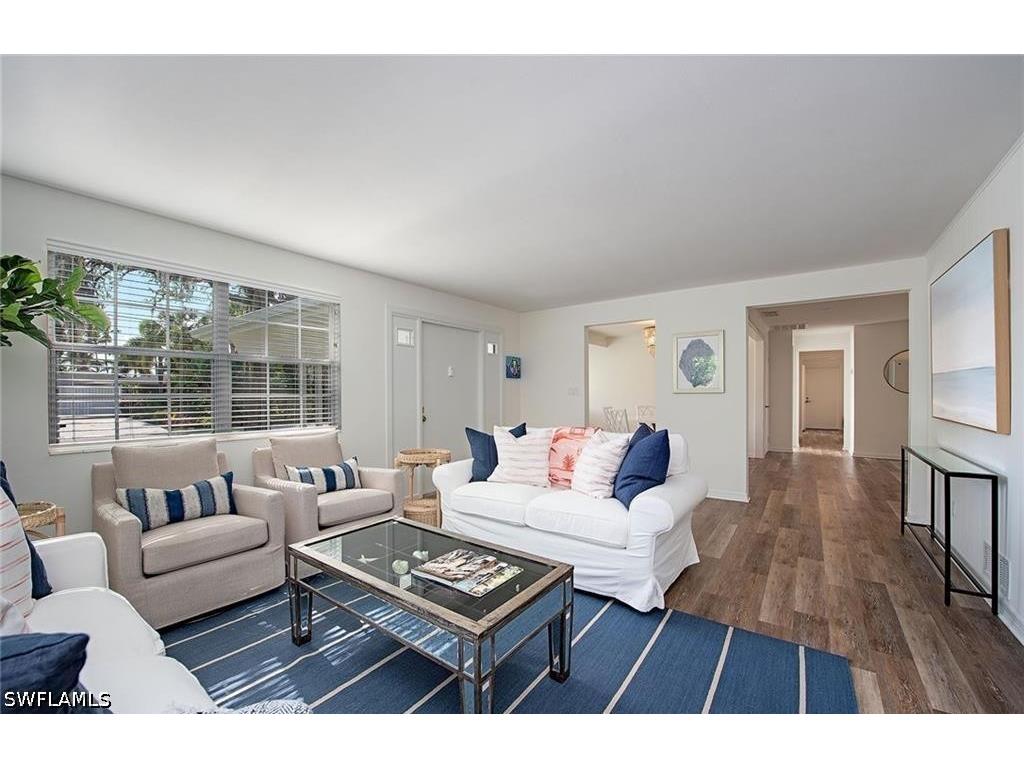 1281 Diana Avenue Naples FL 34103 226014891 image1