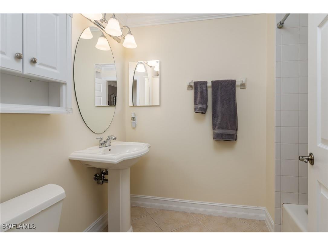 1281 Rialto Way Naples FL 34114 225020559 image24