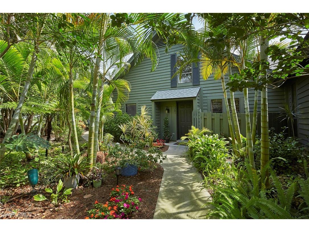 1281 Solana Road #D-4 Naples FL 34103 223077606 image1