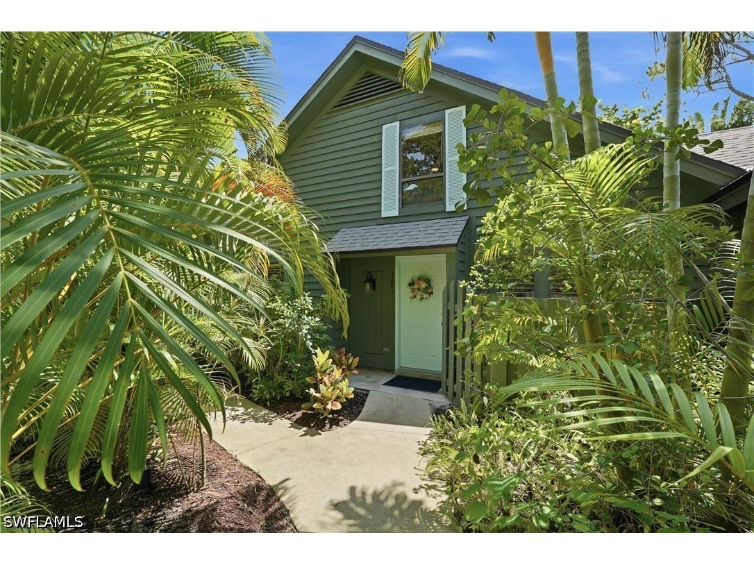 1281 Solana Road Naples FL 34103 226022728 image1