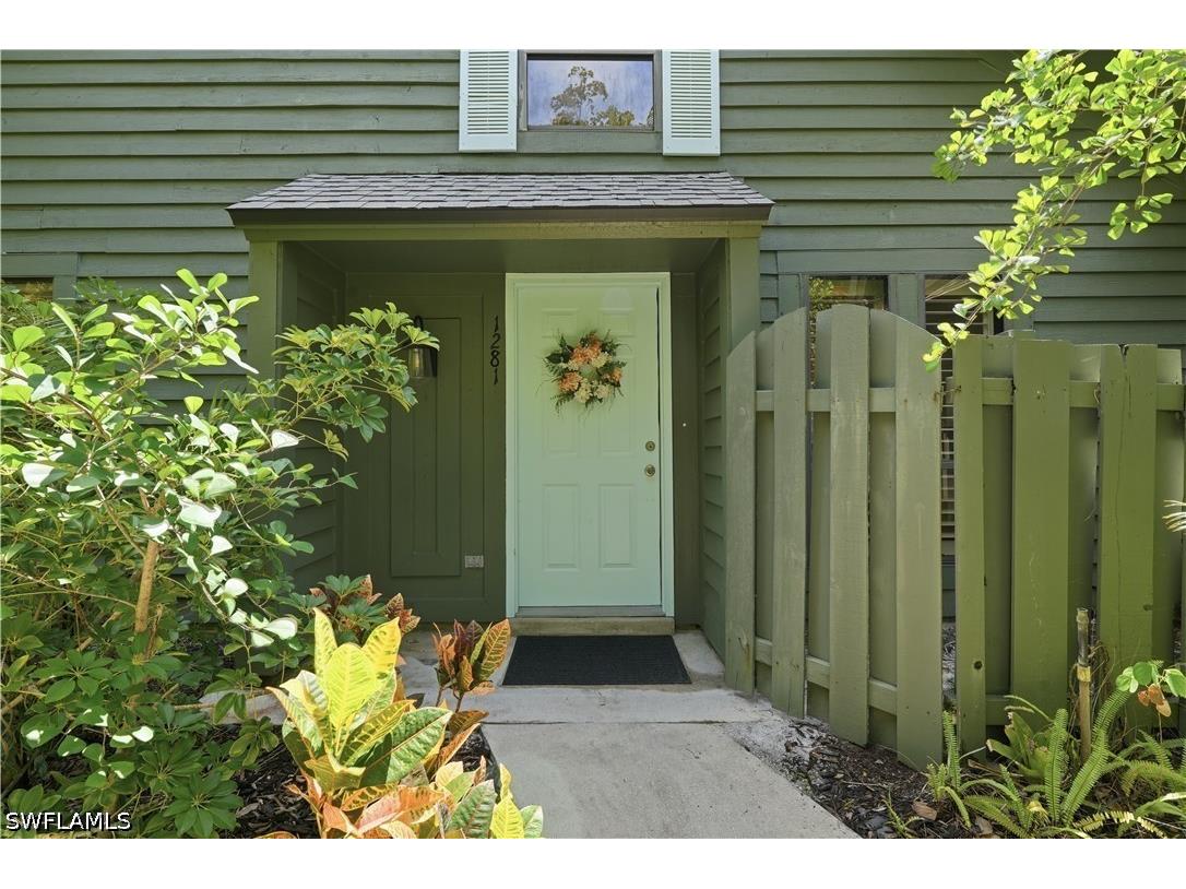 1281 Solana Road Naples FL 34103 226022728 image2