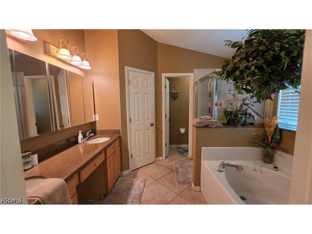 12810 Aston Oaks Drive Fort Myers FL 33912 2026026061 image14