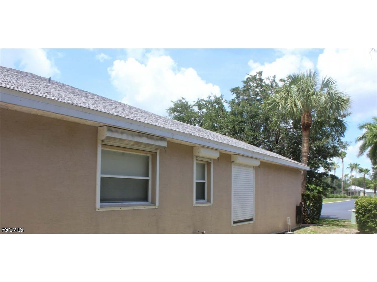 12810 Aston Oaks Drive Fort Myers FL 33912 2026026061 image31