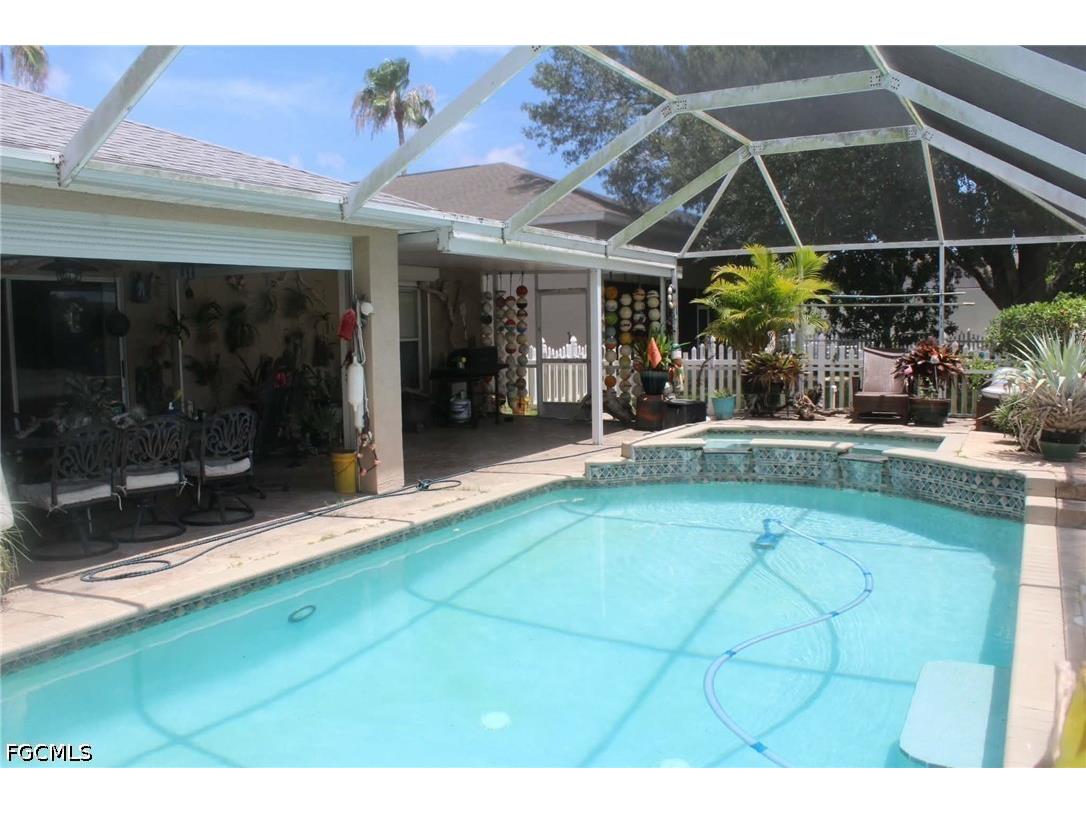 12810 Aston Oaks Drive Fort Myers FL 33912 2026026061 image34