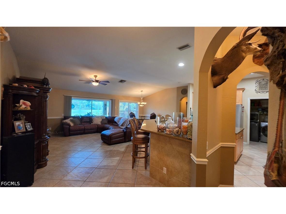 12810 Aston Oaks Drive Fort Myers FL 33912 2026026061 image9