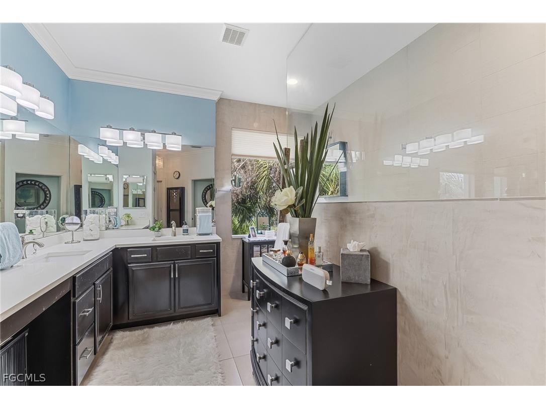 12815 Carrington Circle #2 Naples FL 34105 2026011368 image12