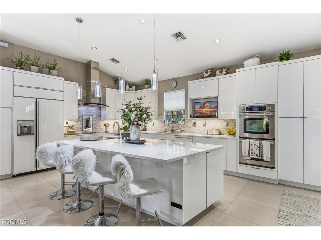 12815 Carrington Circle #2 Naples FL 34105 2026011368 image5