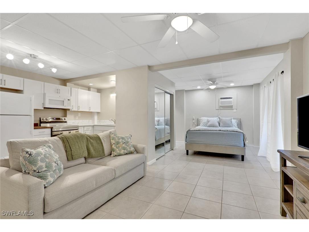 1282 Belaire Court W Naples FL 34110 226001347 image28