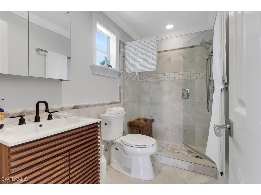 1282 Illinois Drive Naples FL 34103 225064635 image19