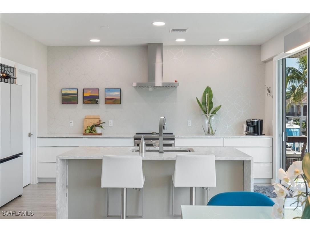 1282 Venetian Way Naples FL 34110 226001840 image1