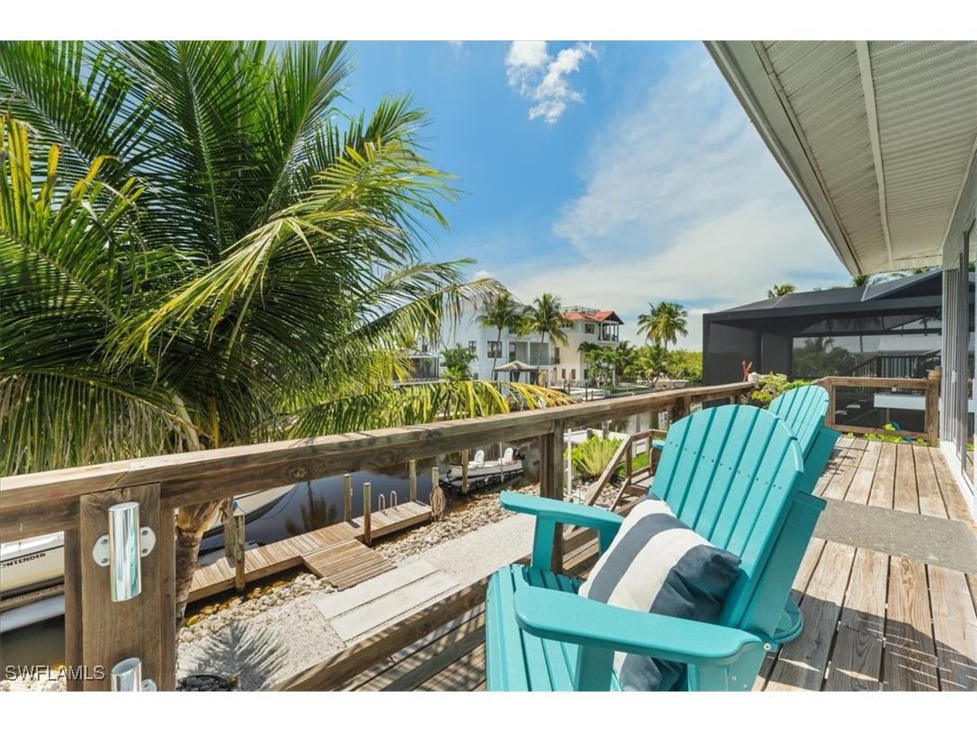 1282 Venetian Way Naples FL 34110 226001840 image18