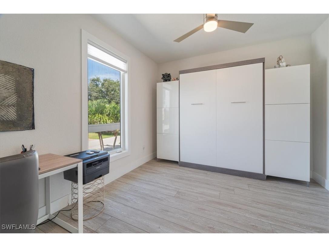 1282 Venetian Way Naples FL 34110 226001840 image31