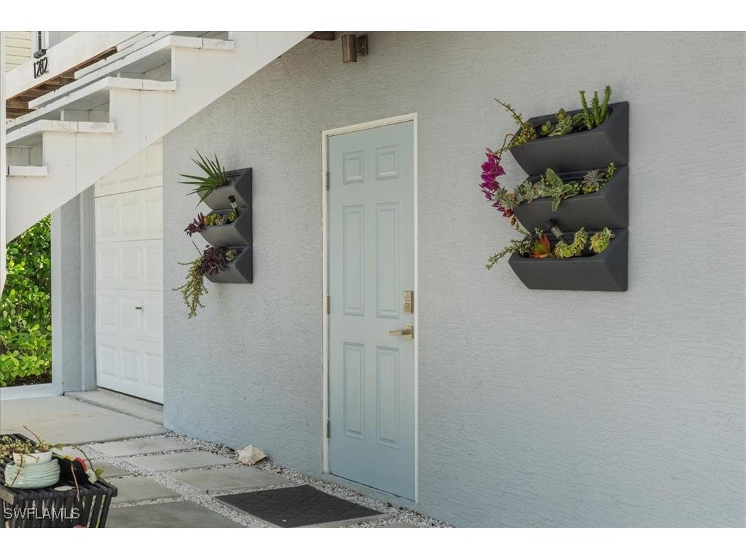 1282 Venetian Way Naples FL 34110 226001840 image33