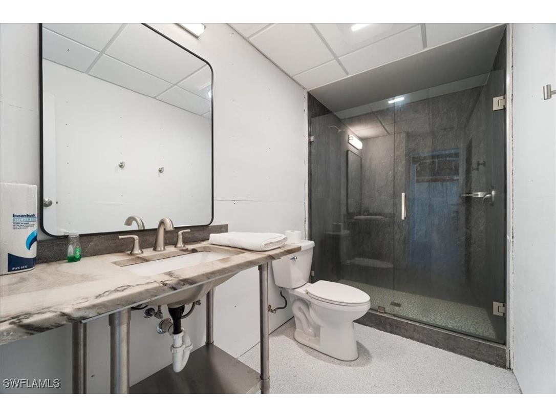 1282 Venetian Way Naples FL 34110 226001840 image36