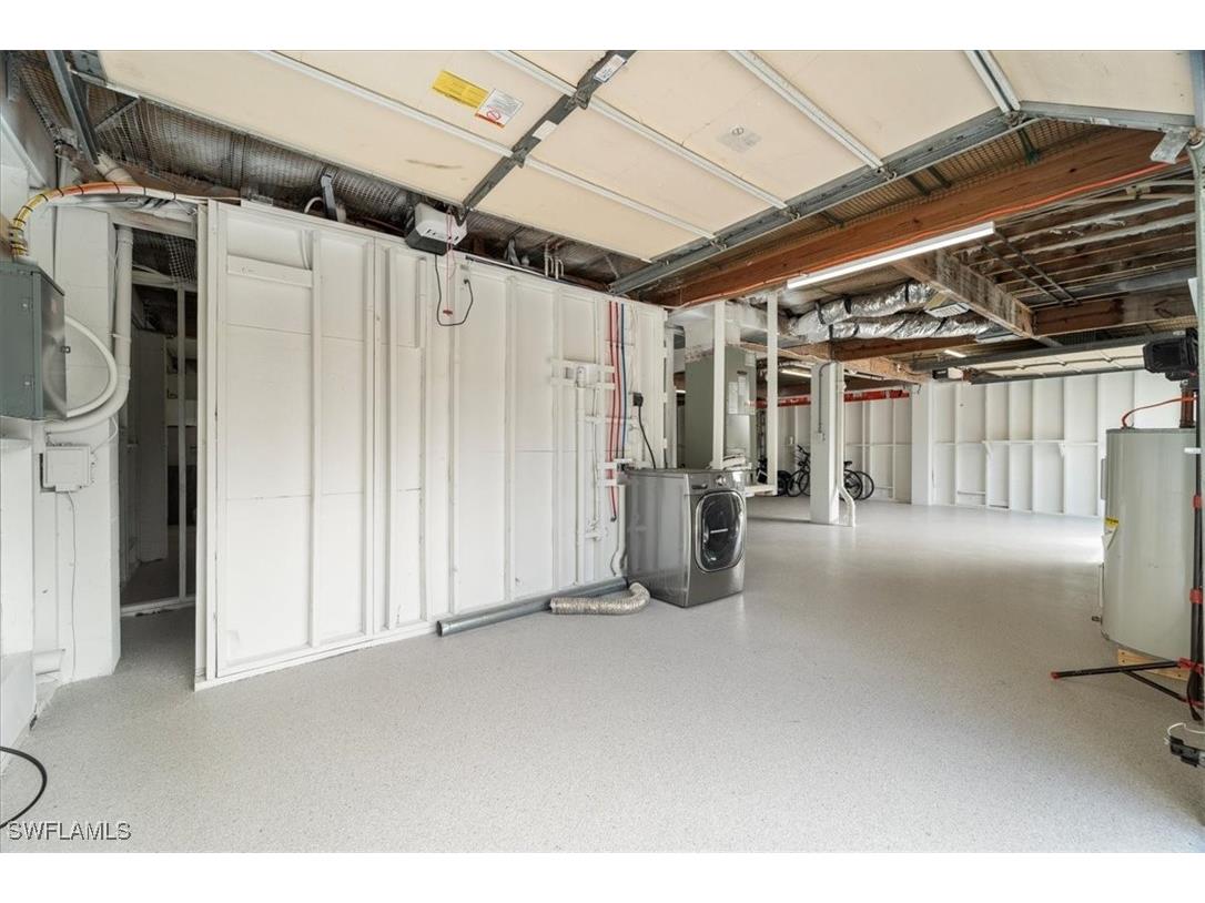 1282 Venetian Way Naples FL 34110 226001840 image38