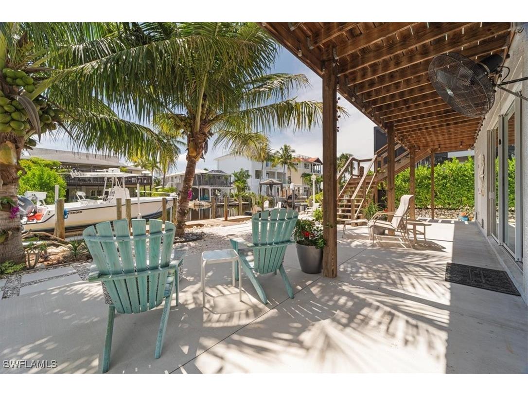 1282 Venetian Way Naples FL 34110 226001840 image5