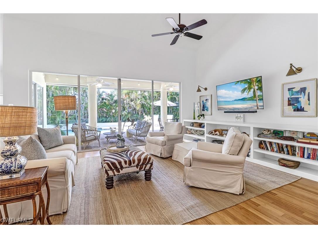 12824 Yacht Club Circle Fort Myers FL 33919 223051376 image1