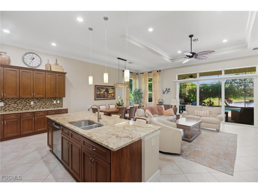 12825 Fairway Cove Court Fort Myers FL 33905 2025016545 image10