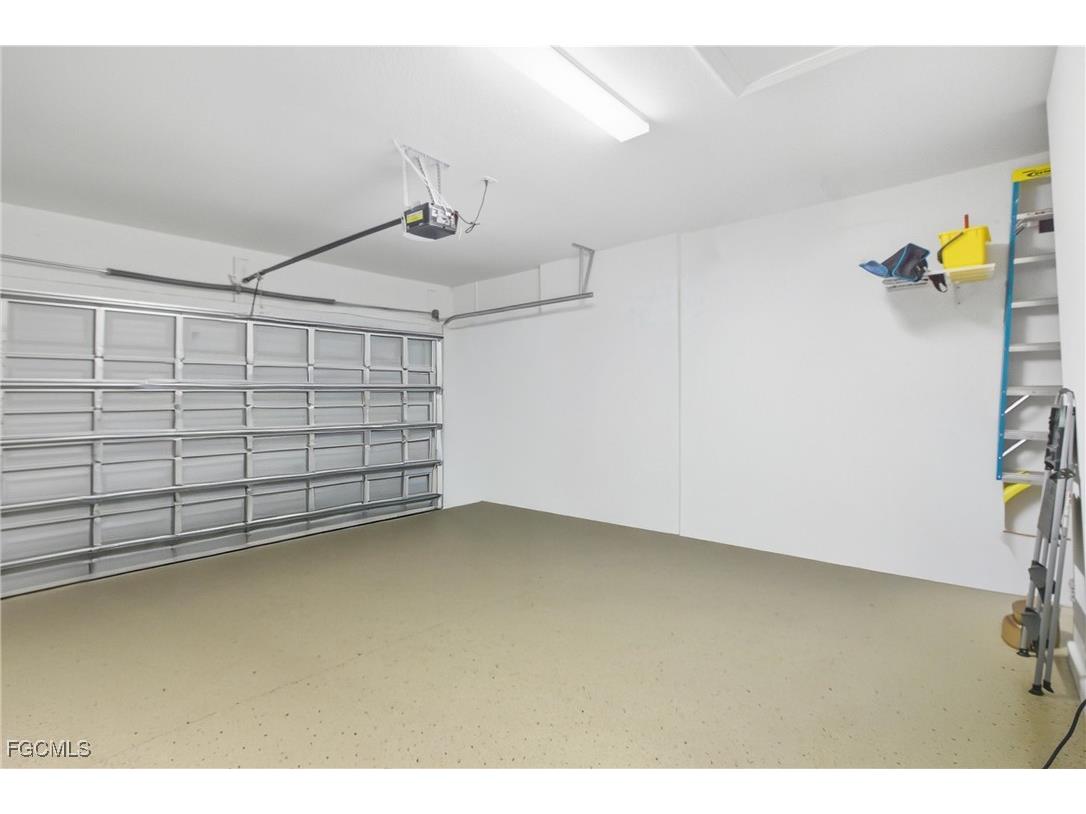 12825 Fairway Cove Court Fort Myers FL 33905 2025016545 image35