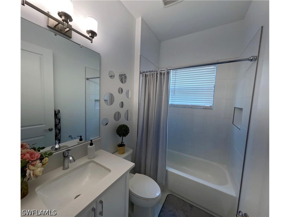 12830 Hawkins Drive Estero FL 33928 226012726 image15