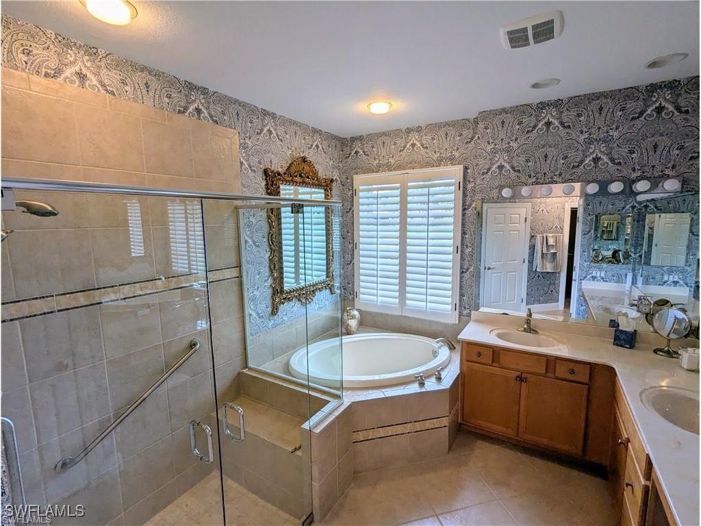 12839 Carrington Circle #8-102 Naples FL 34105 225080591 image10