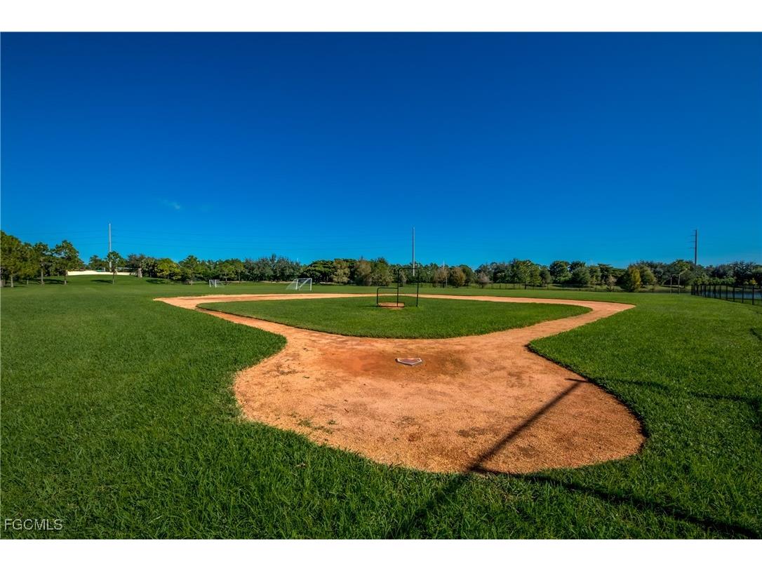 12839 Ivory Stone Loop Fort Myers FL 33913 2025015069 image28