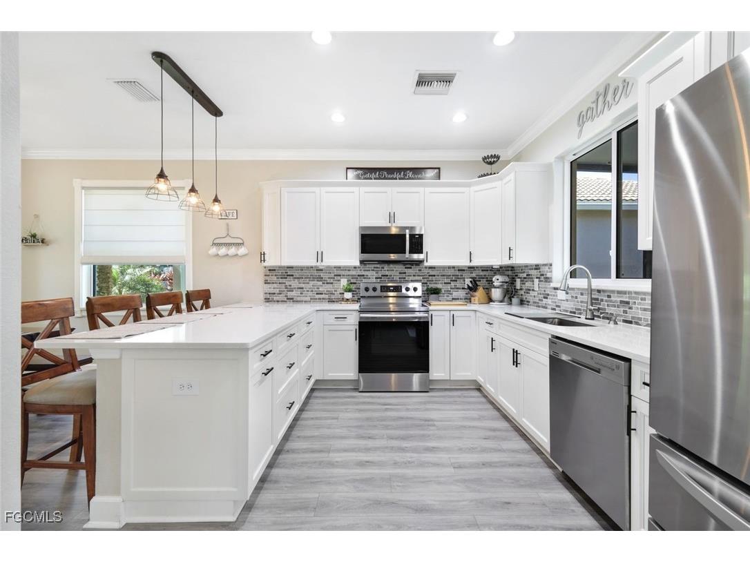 12839 Ivory Stone Loop Fort Myers FL 33913 2025015069 image7