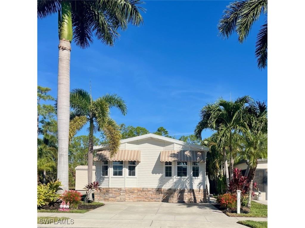 1284 Diamond Lake Circle Naples FL 34114 225082536 image2