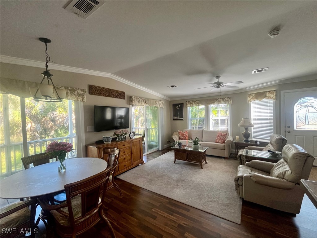 1284 Diamond Lake Circle Naples FL 34114 225082536 image20