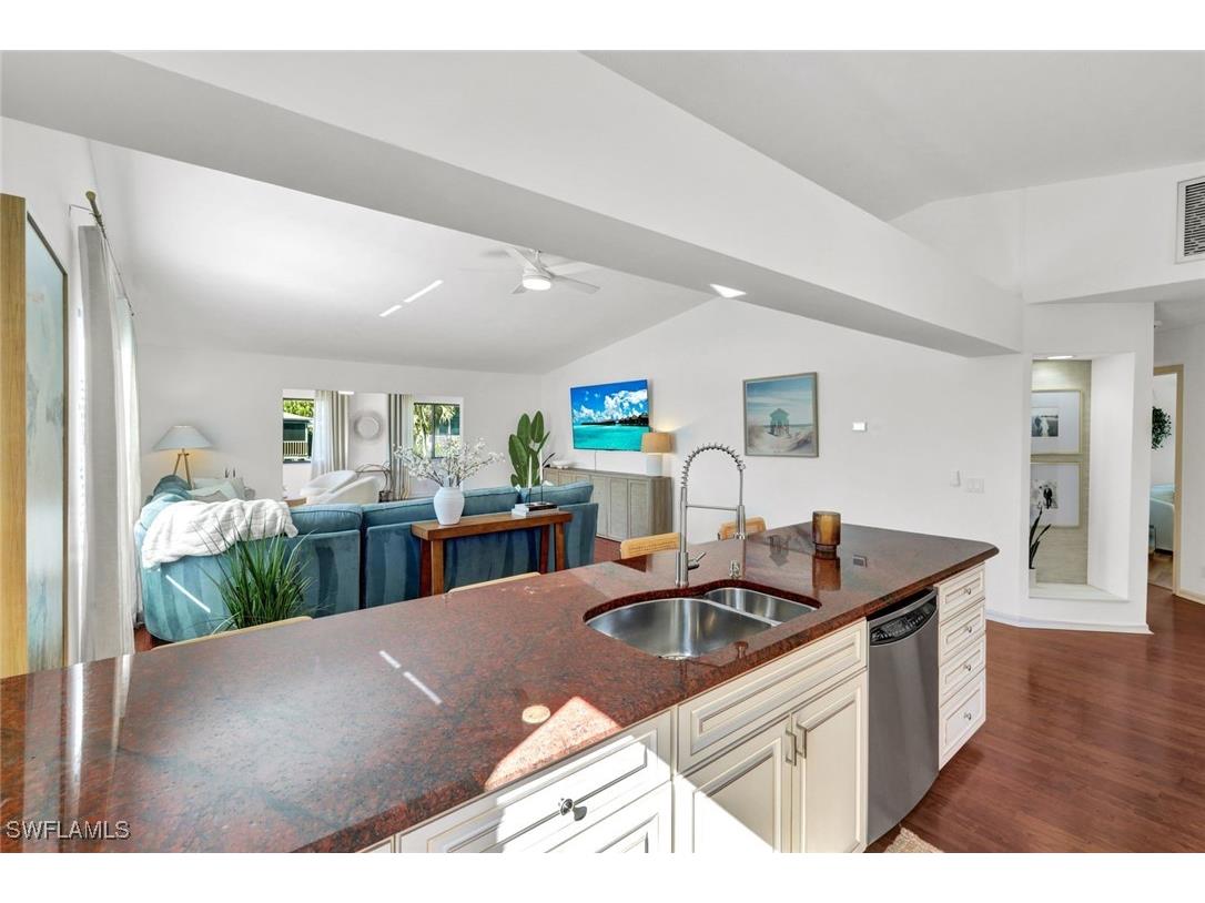 1285 Grand Canal Drive Naples FL 34110 226004683 image10