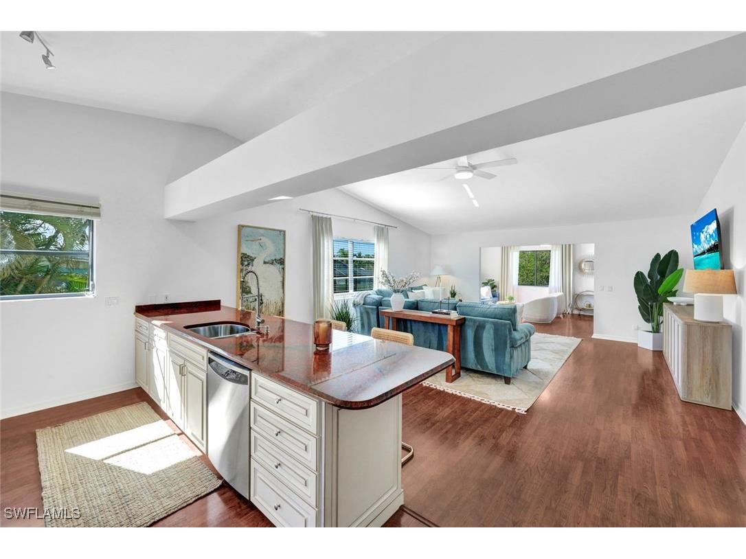 1285 Grand Canal Drive Naples FL 34110 226004683 image11
