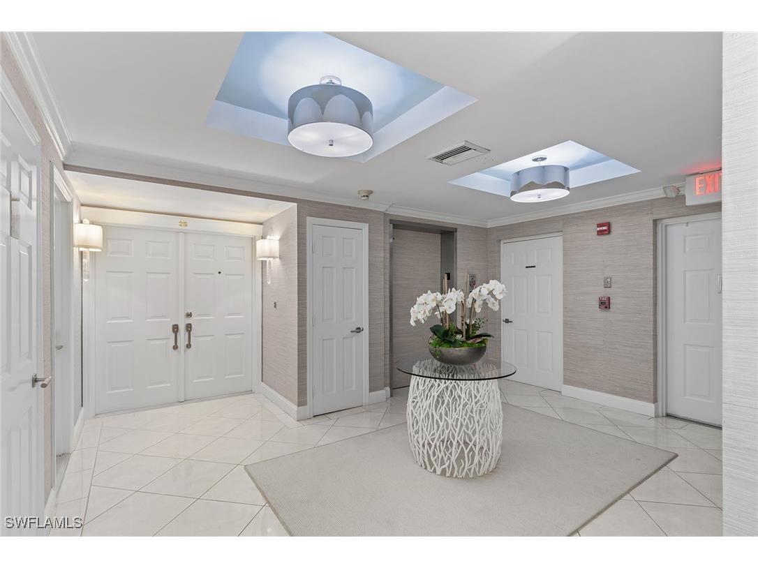 1285 Gulf Shore Boulevard N #2B Naples FL 34102 225082154 image4