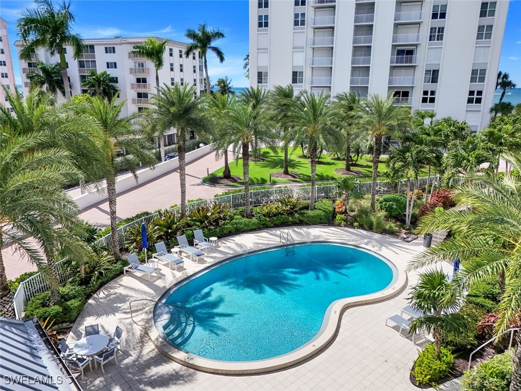 1285 Gulf Shore Boulevard N #3B Naples FL 34102 225075232 image2