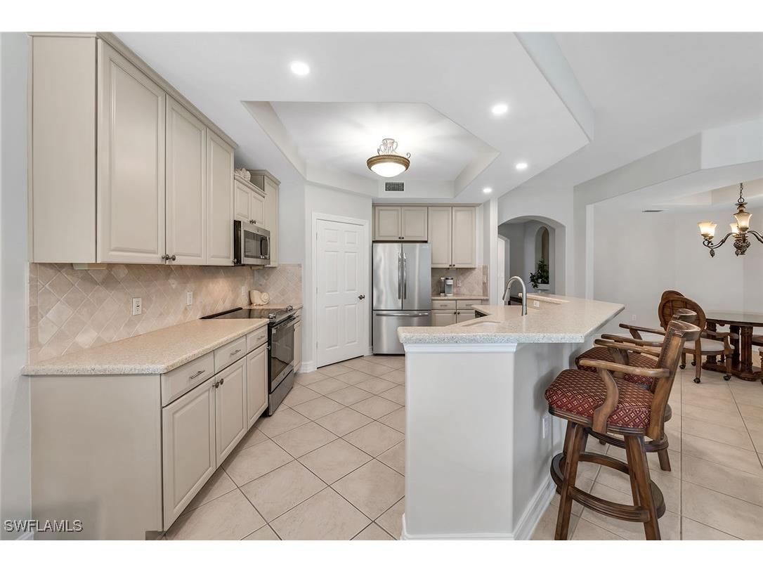 1285 Rialto Way #102 Naples FL 34114 226004634 image10