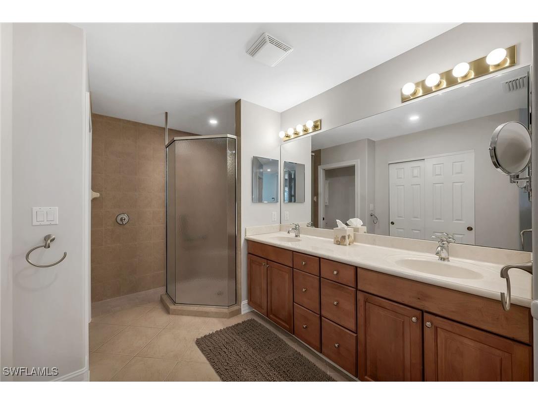 1285 Rialto Way #102 Naples FL 34114 226004634 image19