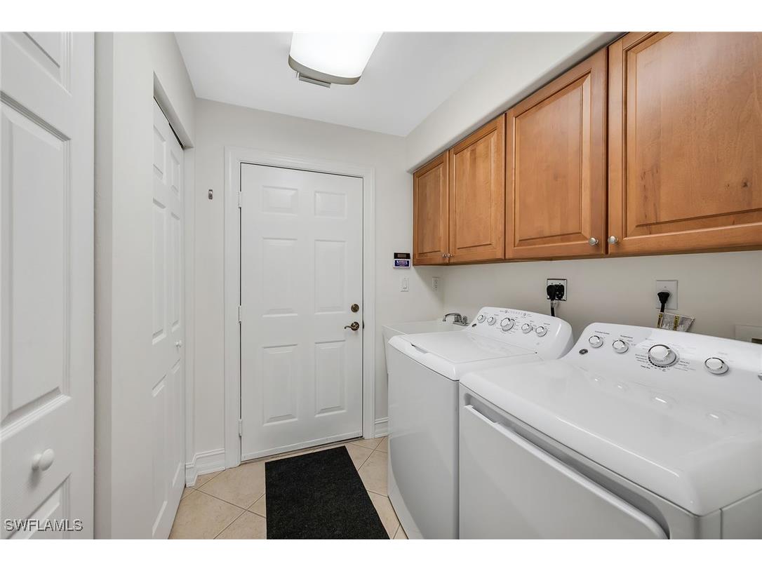 1285 Rialto Way #102 Naples FL 34114 226004634 image25