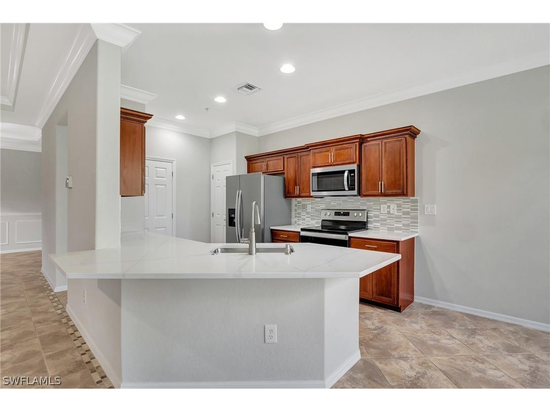 12850 Carrington Circle #6 Naples FL 34105 224037766 image1