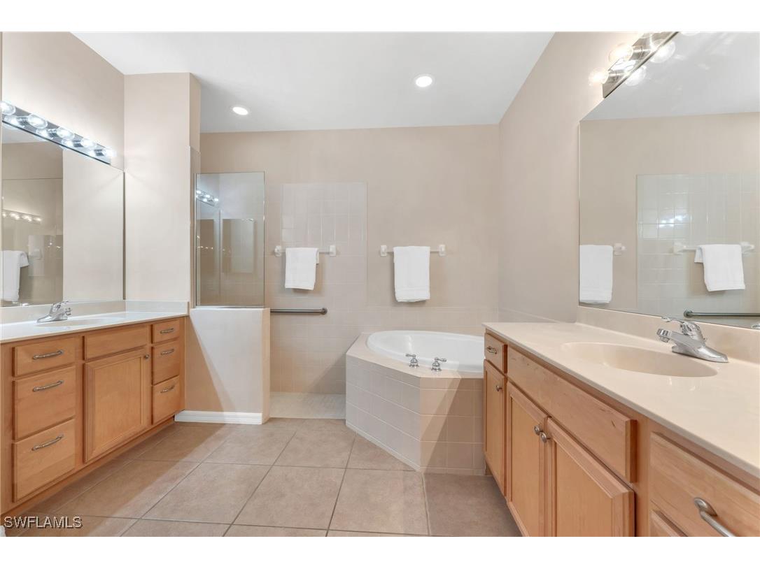 12854 Carrington Circle #102 Naples FL 34105 225082051 image20