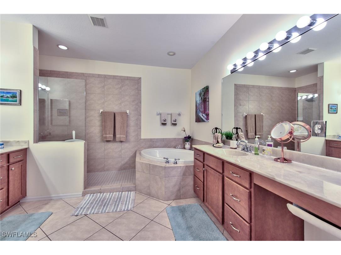 12859 Carrington Circle #3-202 Naples FL 34105 225067017 image9