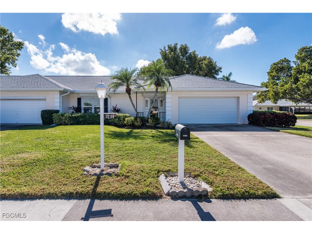 1286 Broadwater Drive Fort Myers FL 33919 2026000324 image1
