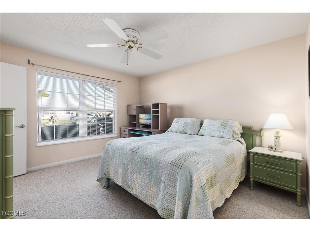 1286 Broadwater Drive Fort Myers FL 33919 2026000324 image16