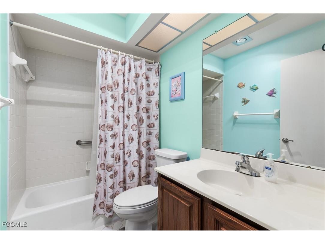 1286 Broadwater Drive Fort Myers FL 33919 2026000324 image18