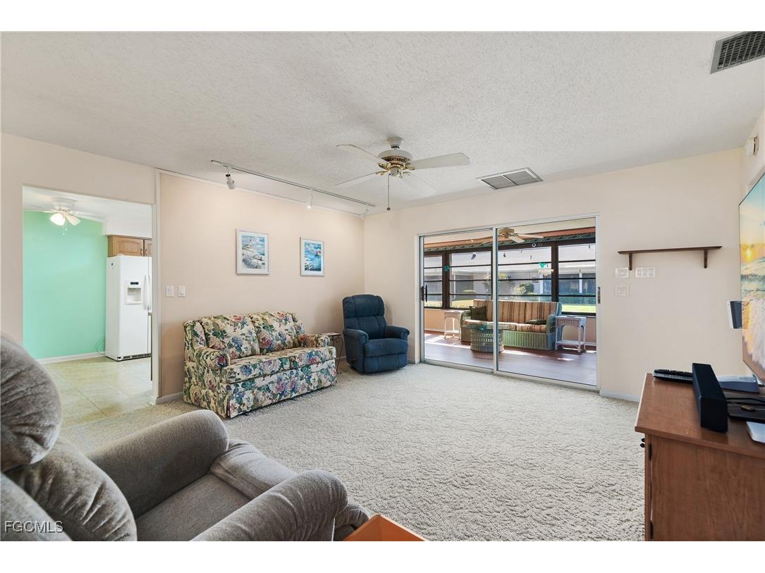 1286 Broadwater Drive Fort Myers FL 33919 2026000324 image5