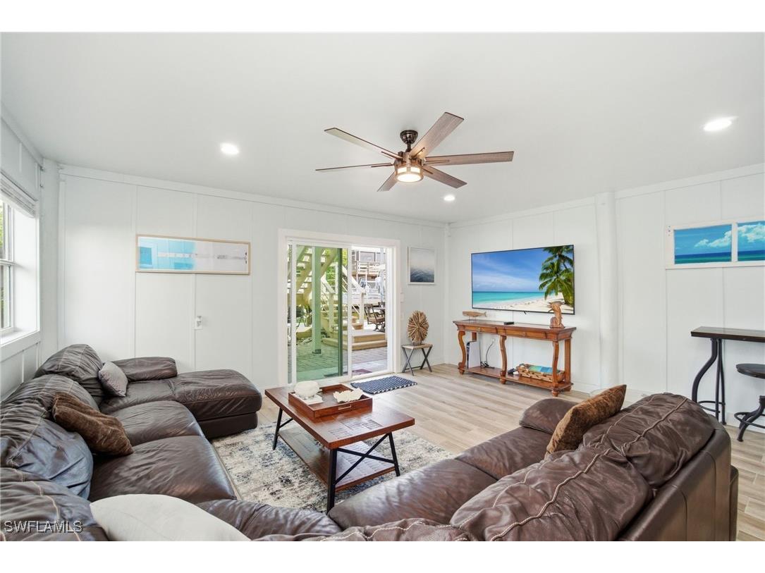 1286 Venetian Way Naples FL 34110 226004500 image23