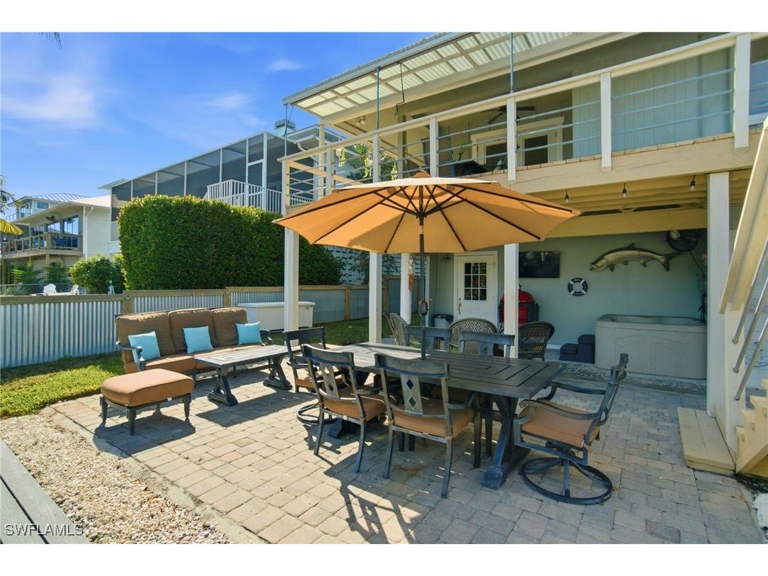 1286 Venetian Way Naples FL 34110 226004500 image32