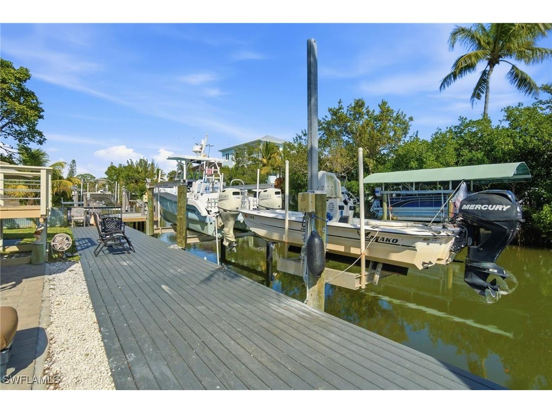 1286 Venetian Way Naples FL 34110 226004500 image37