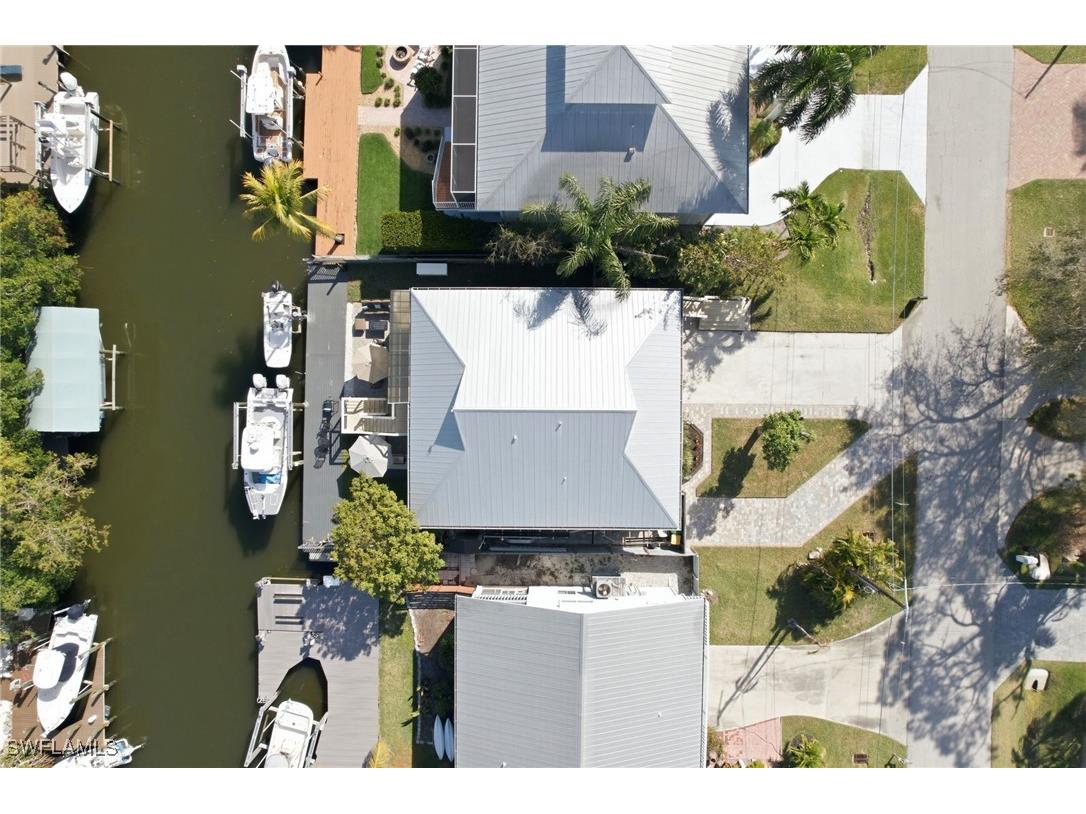 1286 Venetian Way Naples FL 34110 226004500 image43